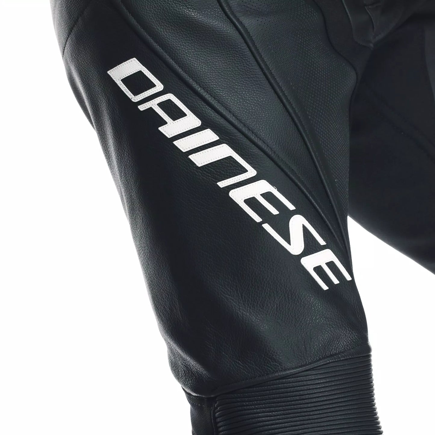 Laguna Seca 5 2pcs Leather Suit Perf
